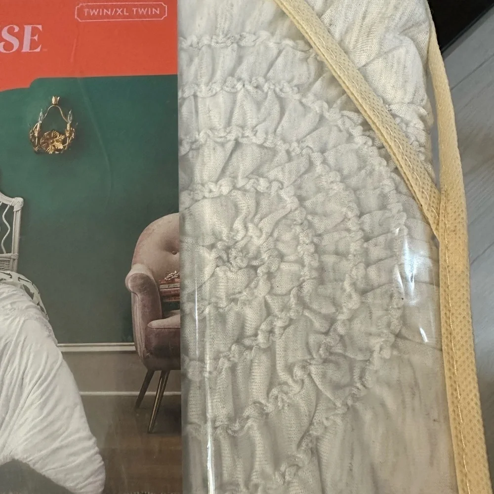 New Opalhouse ruched duver cover set